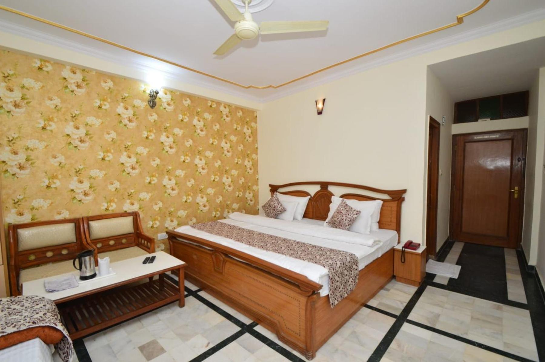 Hotel Vijay Niwas Τζαϊπούρ Εξωτερικό φωτογραφία