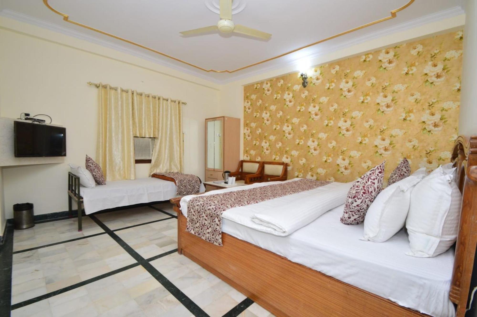 Hotel Vijay Niwas Τζαϊπούρ Εξωτερικό φωτογραφία
